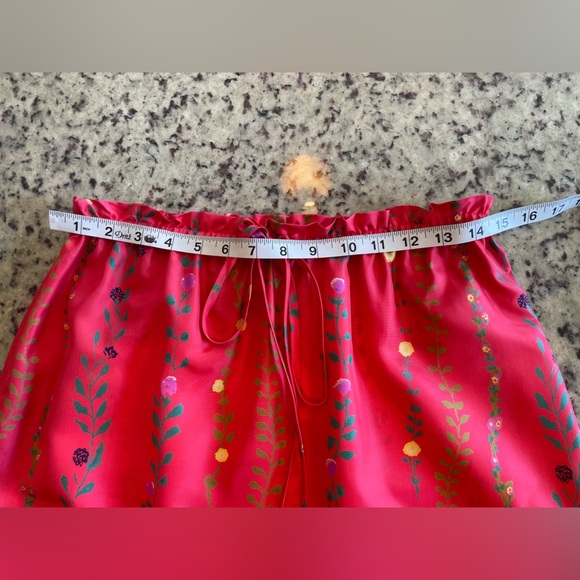 New women’s BCBG Max Azria 100% silk floral print Y2K drawstring skirt size M - Picture 3 of 5